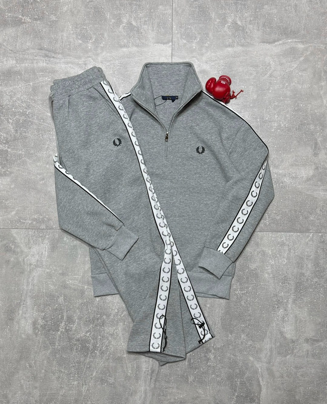 спортивный костюм fred perry,спортивные костюм,мужской спортивный костюм,спортивный костюм stefano ricci,спортивные костюмы для мужчин