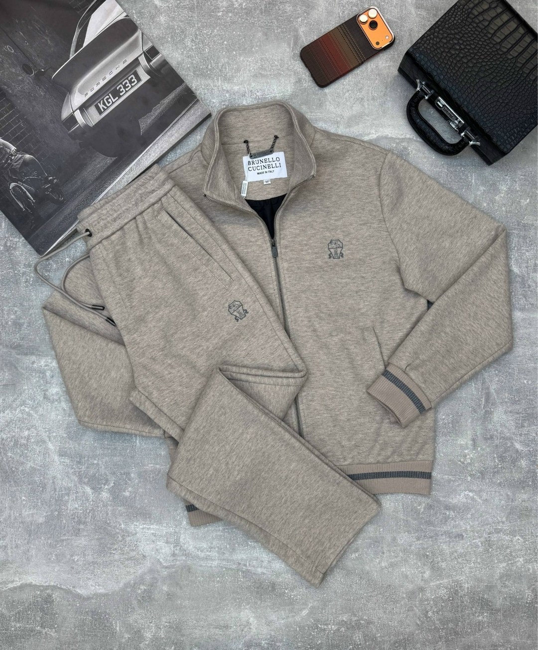 спортивный костюм brunello cucinelli,brunello cucinelli спортивный костюм мужской,мужской спортивный костюм brunello cucinelli серый 2026,brunello cucinelli костюм,спортивный костюм stefano ricci