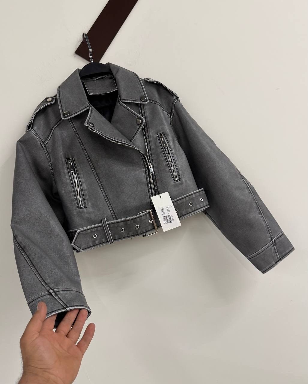 куртка косуха,косуха винтажная куртка кожаная oversize серая monyken,женская косуха,кожаная куртка косуха,куртка кожаная женская