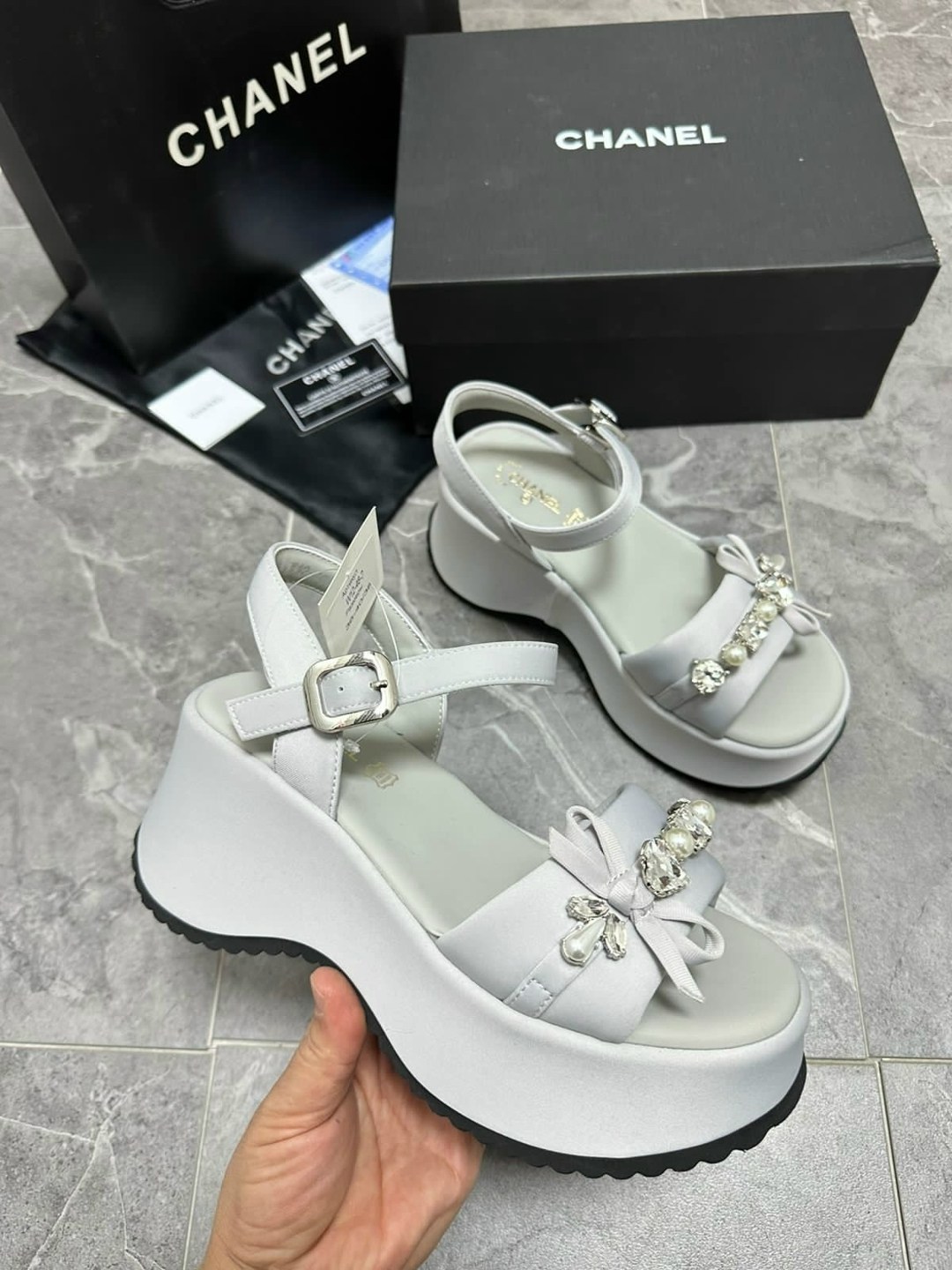 сандалии chanel,босоножки chanel,босоножки шанель на липучках,сандалии шанель,босоножки шанель