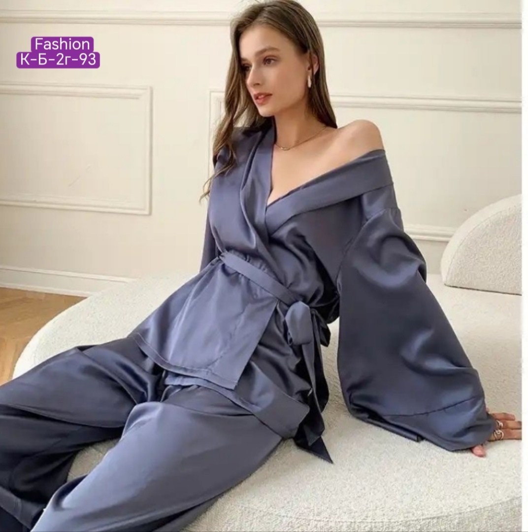 женский шелковый атласный пижамный комплект,брючный костюм,шелковый костюм в пижамном стиле,черный атласный костюм в пижамном стиле,костюм в пижамном стиле