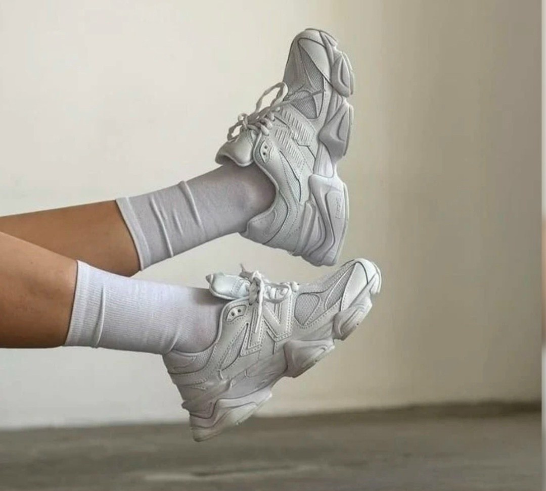 женские кроссовки,белые кроссовки,кроссовки модные,кроссы,белые женские кроссовки