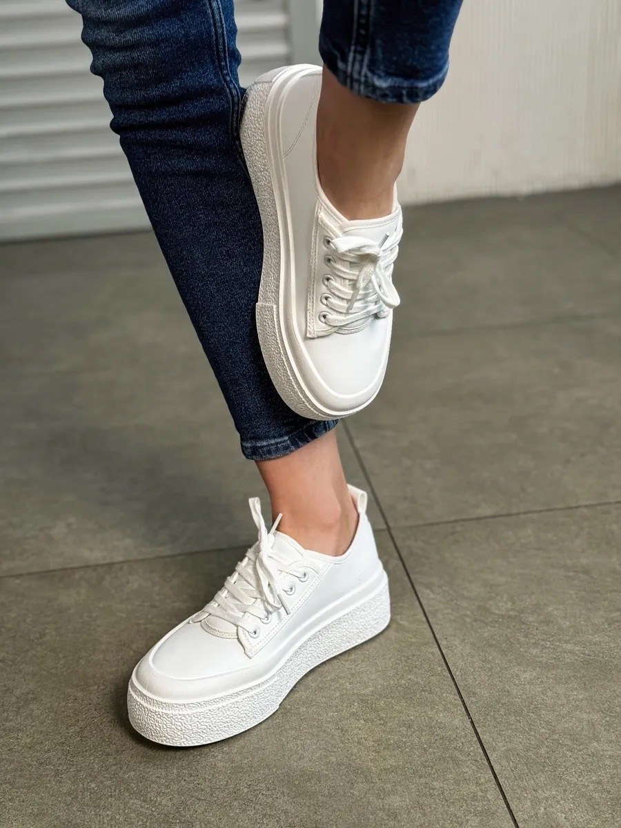 ,модная ,kеды на высокой подошве,асос белые кеды, женская