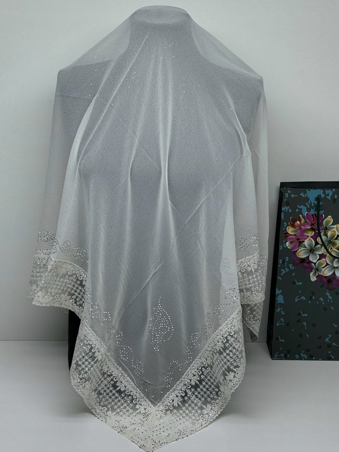 платок шарф накидка церковный,платок со стразами,платки женские,шарф накидка,церковный платок