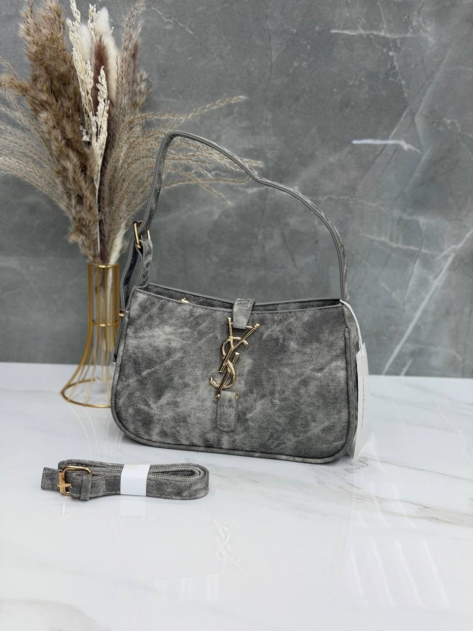 замшевая сумка ysl,сумка женская yves saint laurent,брендовые сумочки,женская сумка,замшевая сумка yves saint laurent 29x18 см