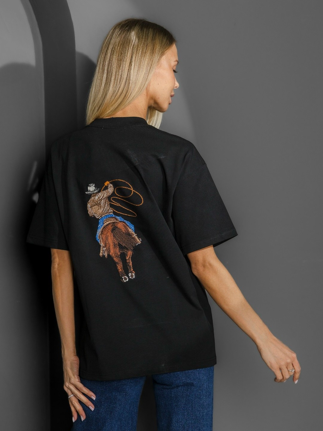 футболка женская,футболки женская оверсайз,футболки оверсайз,футболки модные,футболка