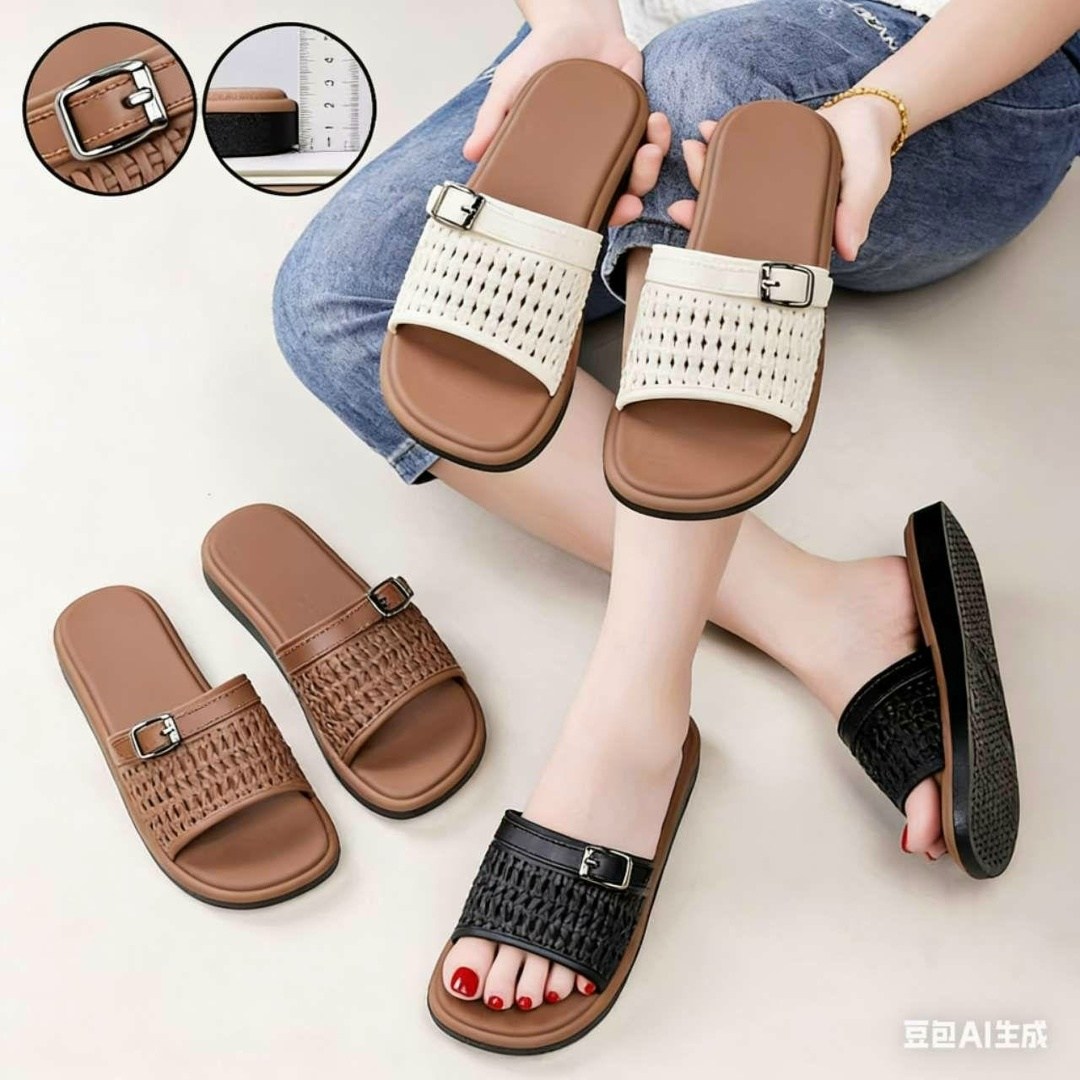 ,шлепанцы женские,модные шлепанцы,модные сандалии,сандалии женские