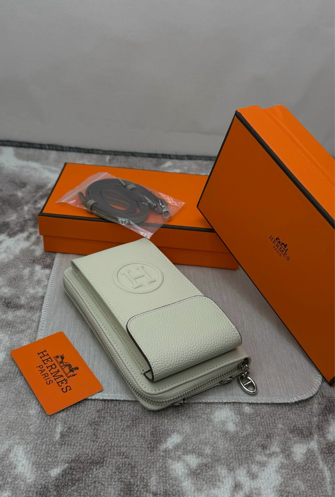 кошелек hermes,кошелек гермес женский,hermes сумка для телефона кошелек клатч,hermes сумка для телефона из натуральной кожи 10х18 см,кошелек эрмес оранжевый