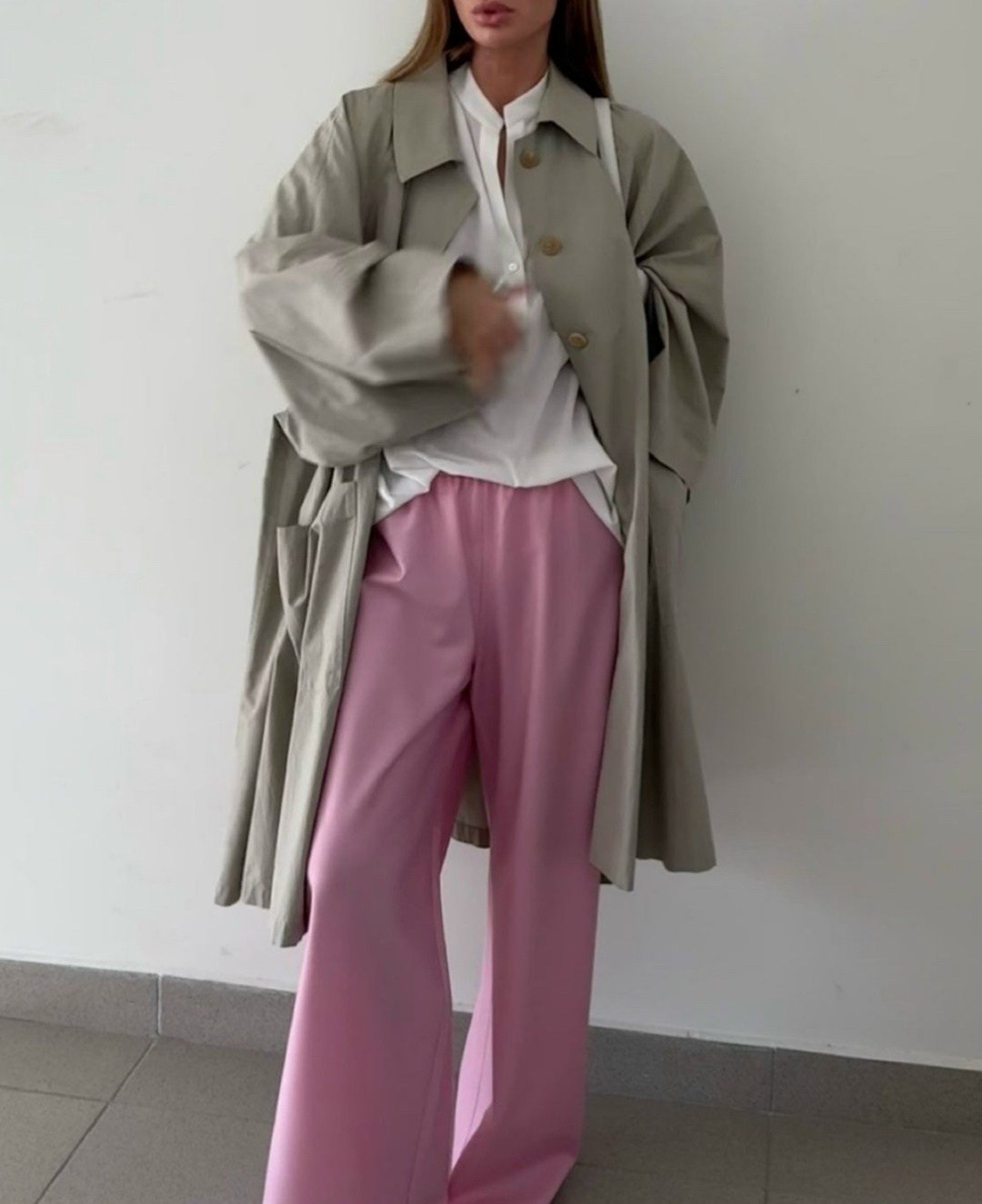 брюки палаццо,брюки палаццо офисный стиль,брюки модные,белые брюки палаццо,брюки стильные