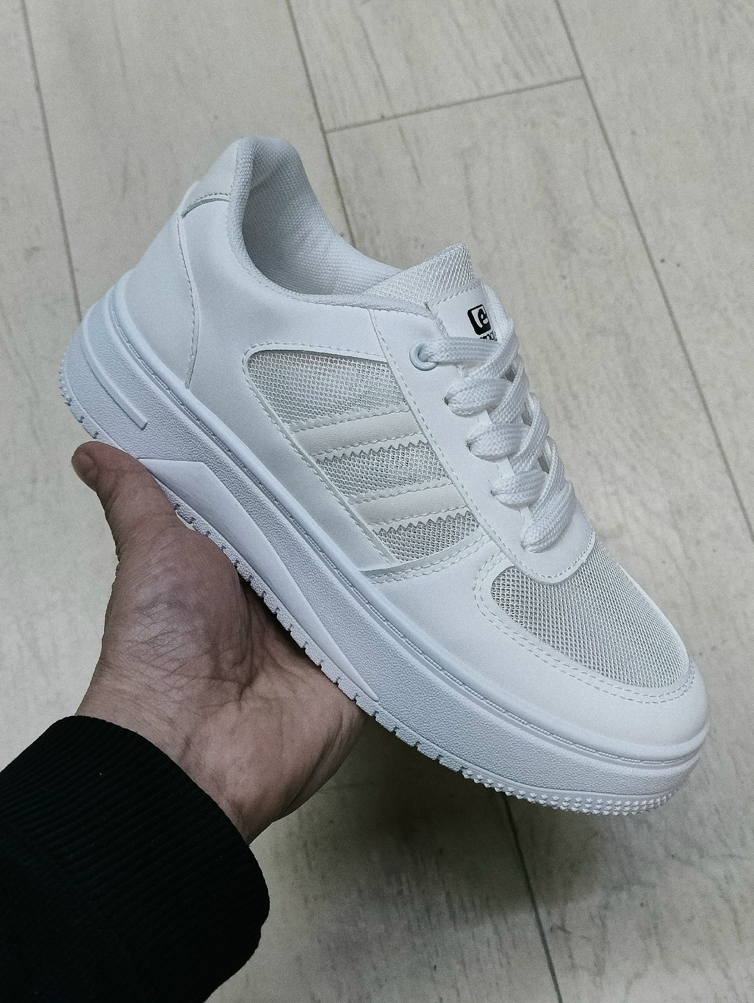 кроссовки женские,,белые кроссовки,кроссовки для женщин,кроссовки