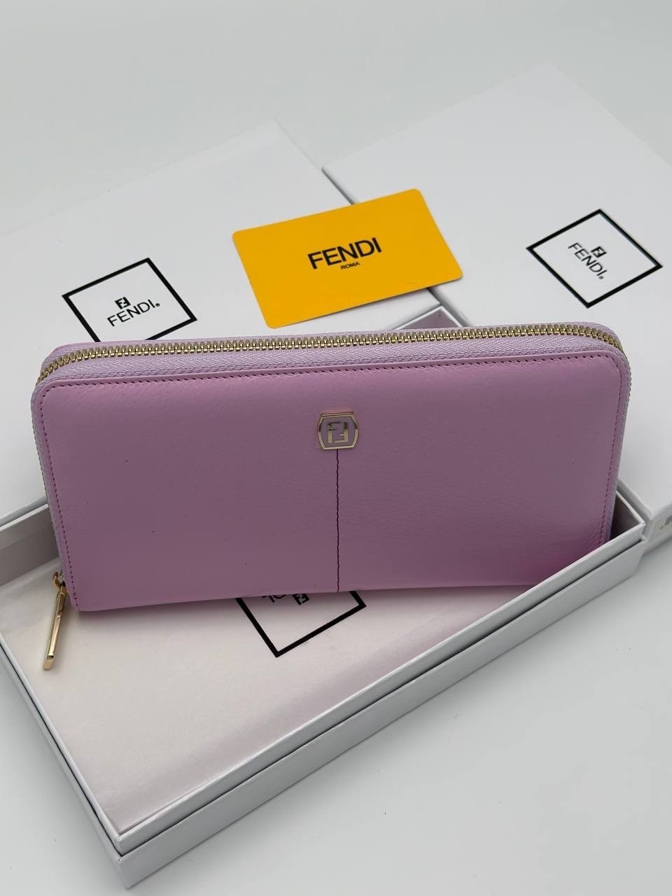 fendi женский кошелек,брендовый кошелек fendi,кошелек fendi,кошелек женский натуральная кожа кошелек,кошелек фенди женский