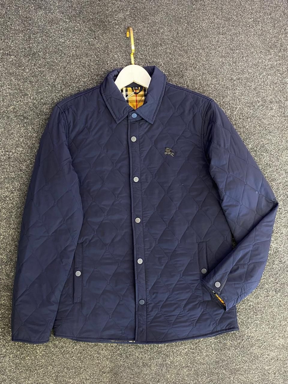 стеганая куртка polo ralph lauren,куртка burberry,синяя куртка burberry,стеганая куртка,куртка мужская стеганая