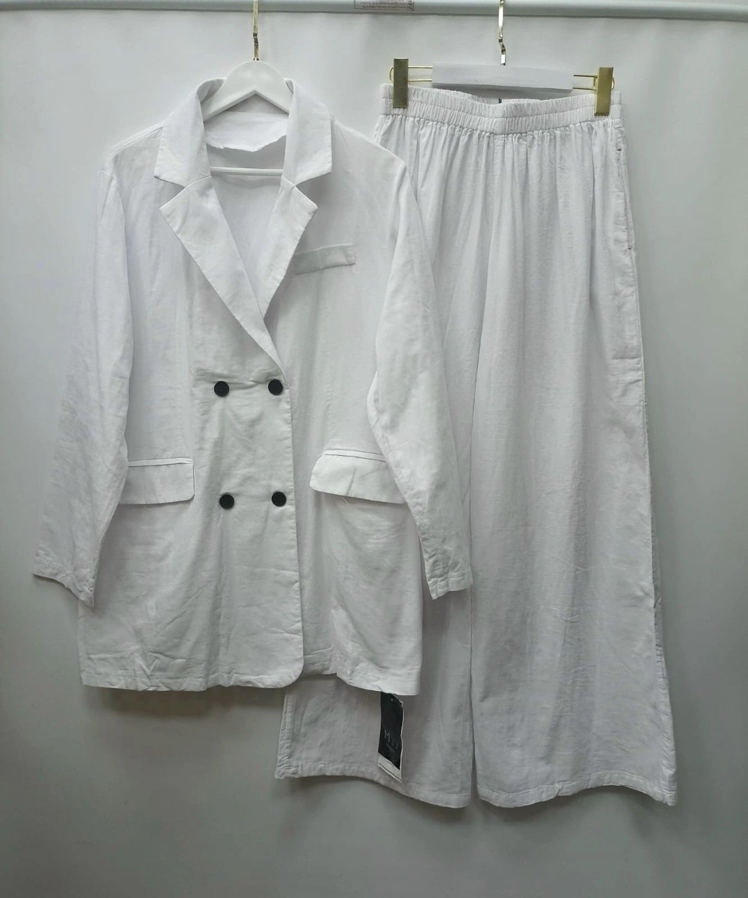 белый брючный костюм,брючный костюм,брючные женские костюмы,белые костюмы,костюм женский белый