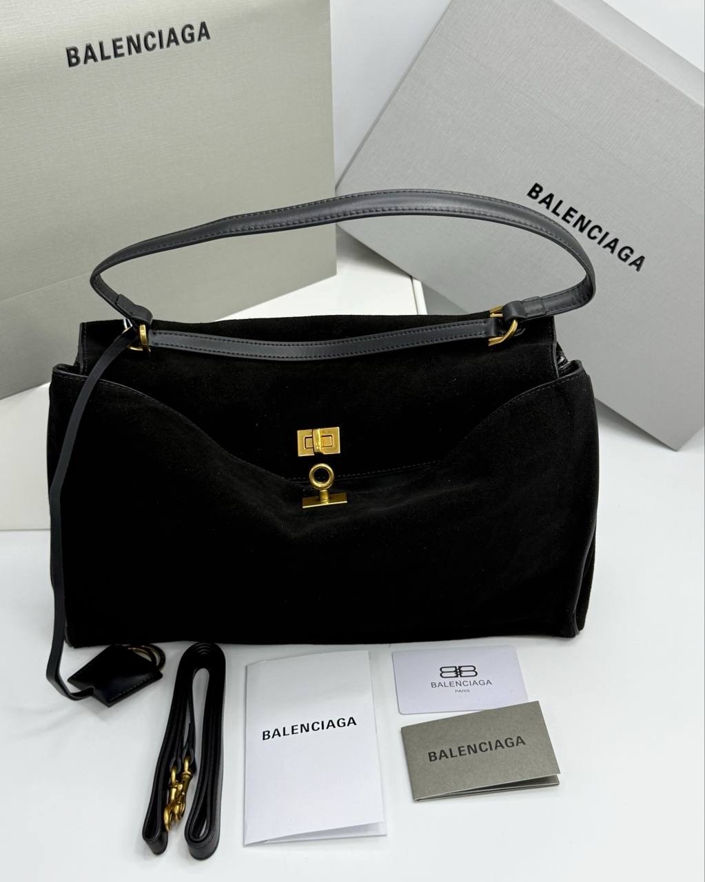 роскошная сумка из замши balenciaga rodeo,сумка в образе balenciaga размер 35 х 25 x 10 см замша,женская замшевая сумка balenciaga коричневая 35х23,balenciaga сумка натуральная замша,сумка женская bal