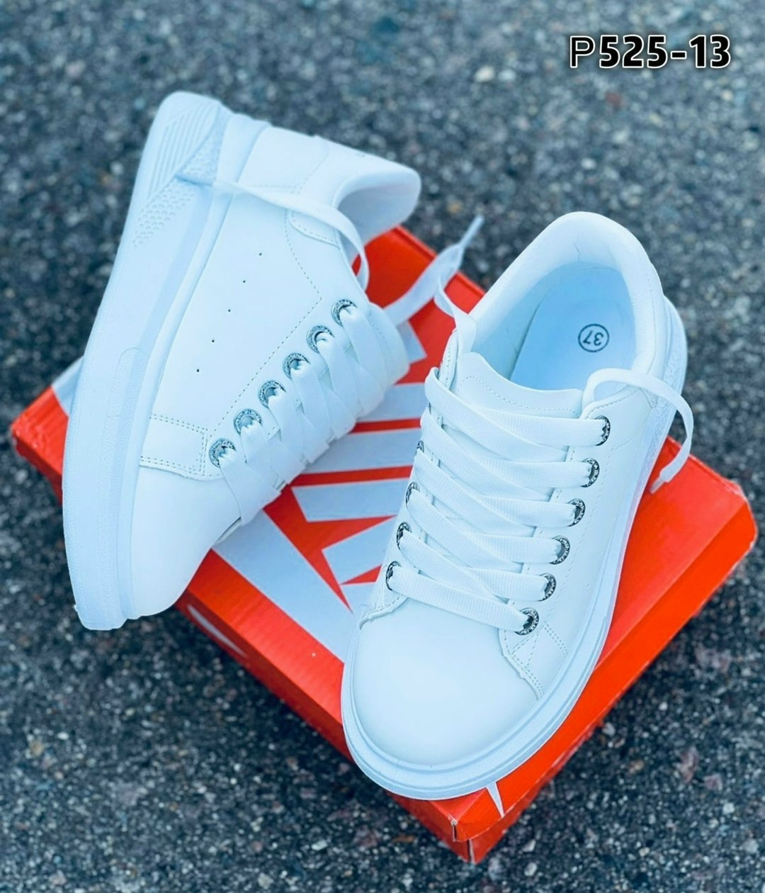 ,женские белые кроссовки,кроссовки женскиe,белые кроссовки,кеды белые