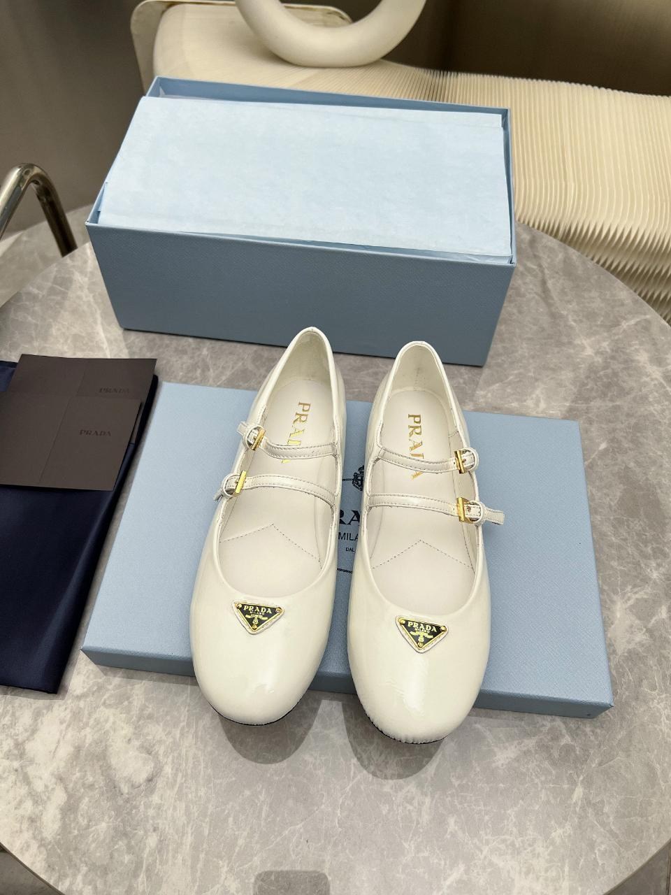 ,туфли prada,женские туфли,кожаные балетки,женская