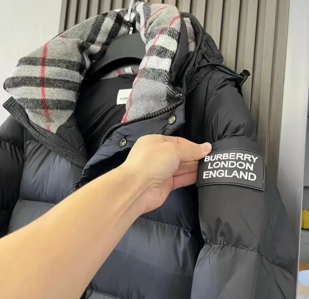 пуховик burberry,пуховик burberry 8018731 черный мужской,куртка burberry мужская зимняя,мужской пуховик burberry,пуховик трансформер burberry