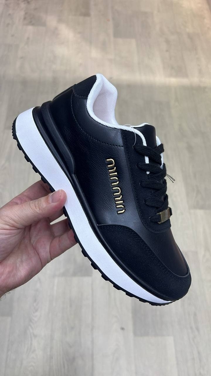 ,женские кроссовки, кроссовки,мужская  кроссовки,кроссовка