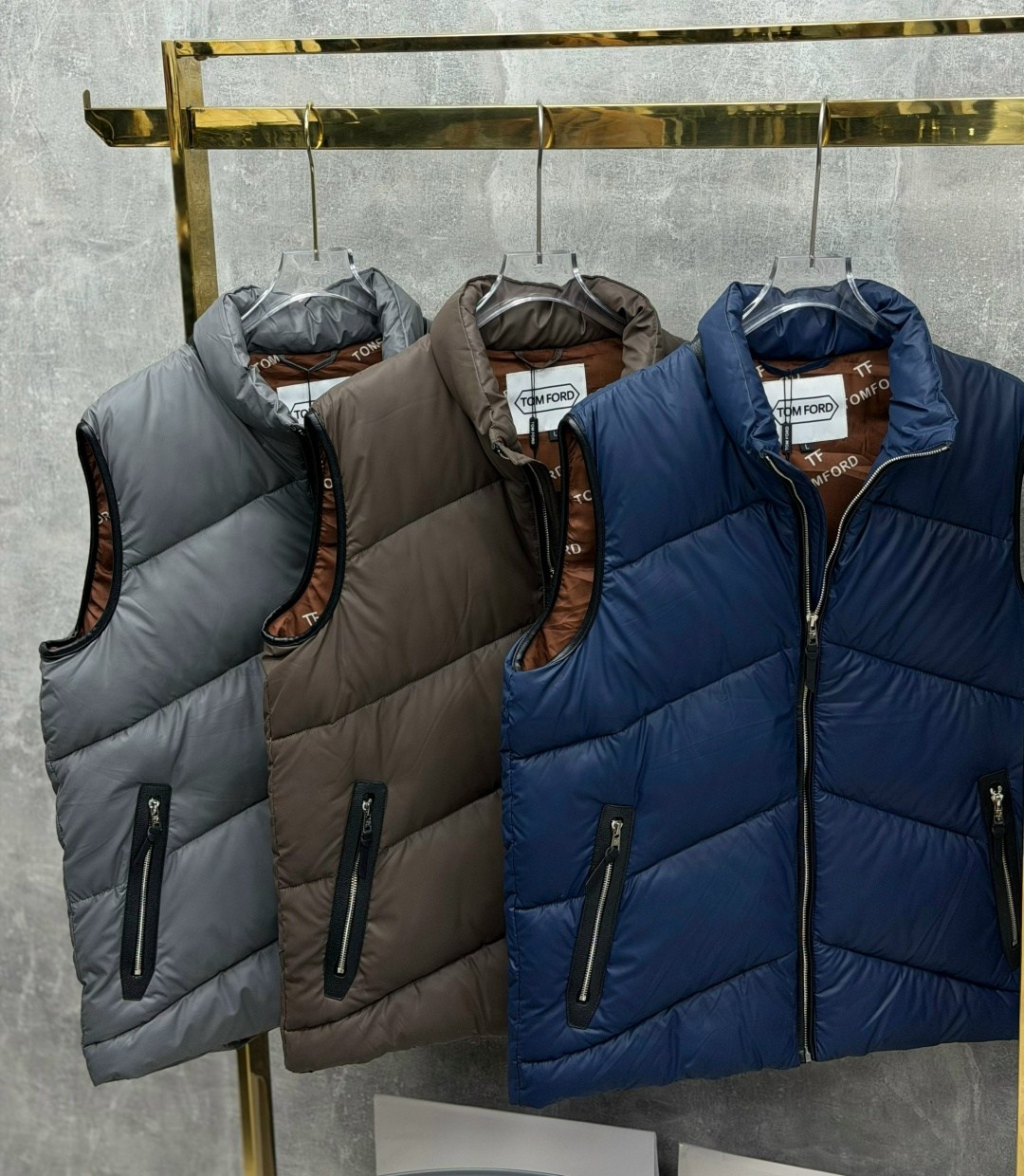 жилет мужской,мужская жилетка,жилет,мужская безрукавка,жилетка