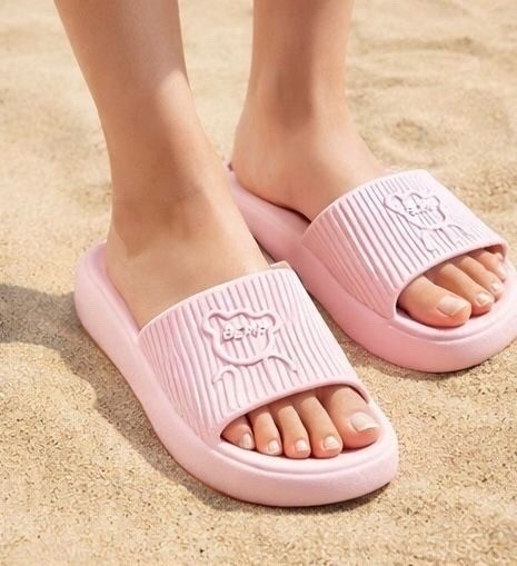 женские шлепанцы,летние тапочки,модные тапочки,тапочки летние женские,тапочки милые