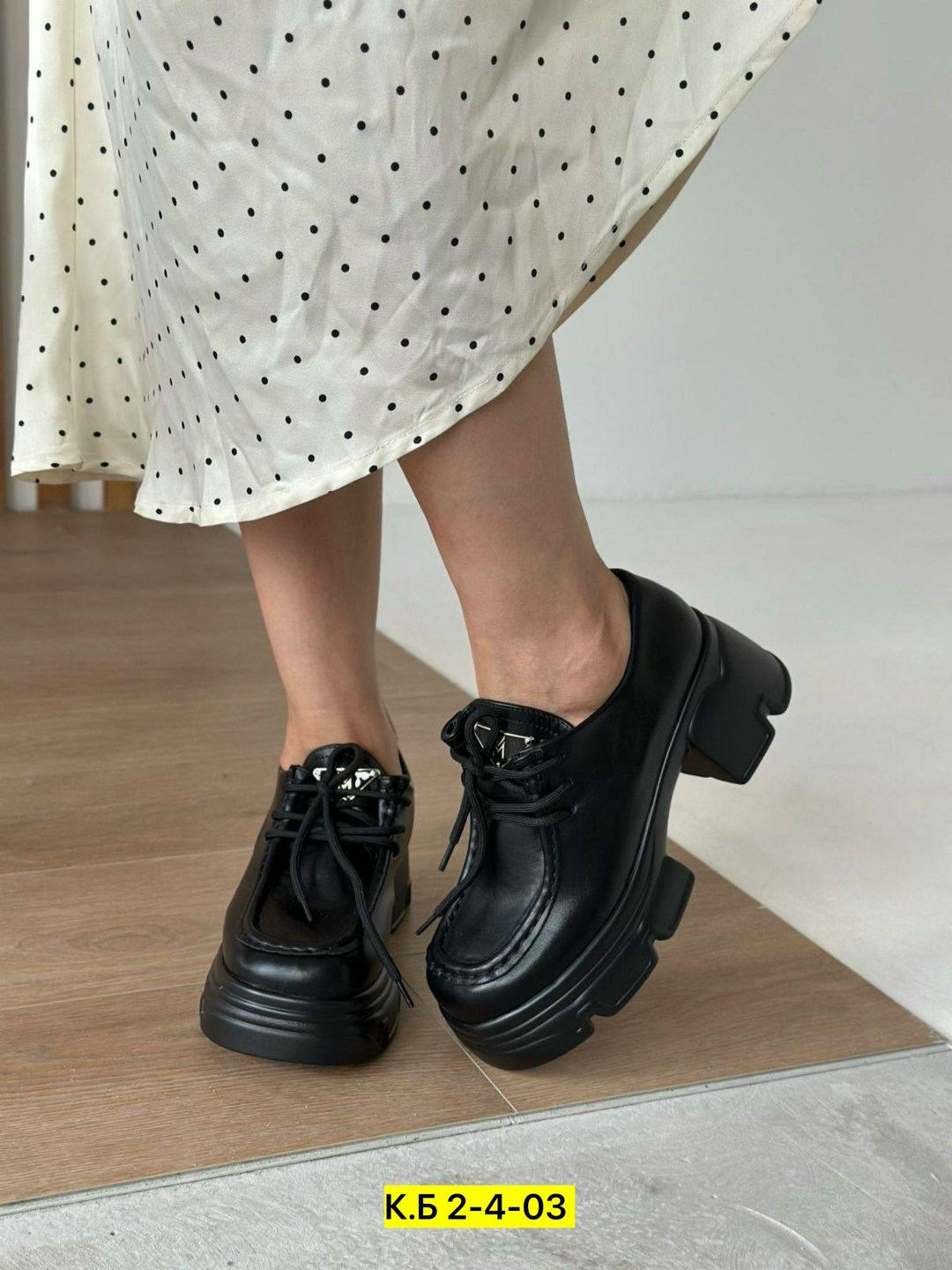 ,ботинки массивной тракторной подошве 2026,обуви,ботинки на квадратной подошве,полуботинки женские