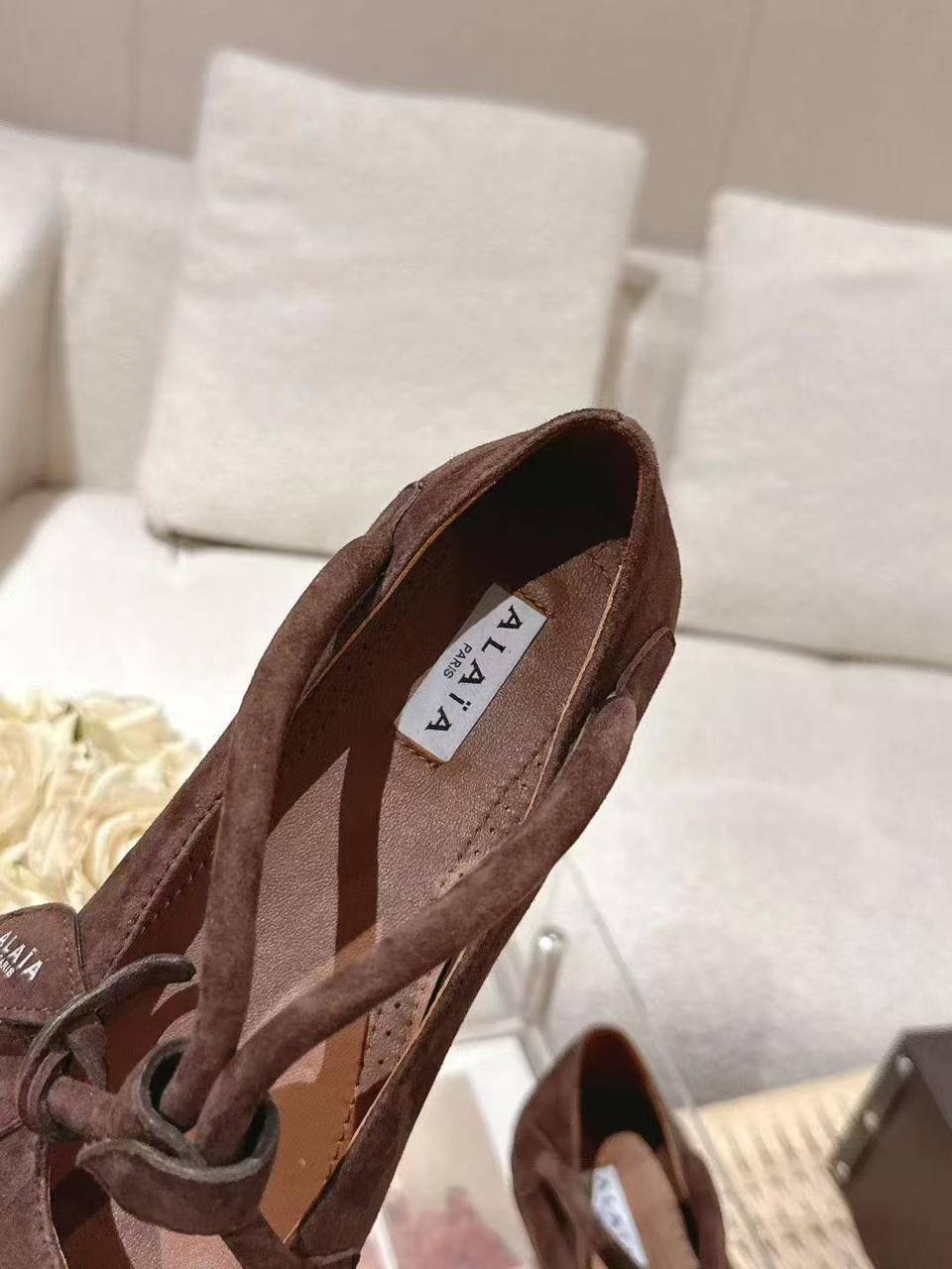 ,женские замшевые балетки с квадратным носом the row коричневые,женские балетки,замшевые балетки,балетки миу миу