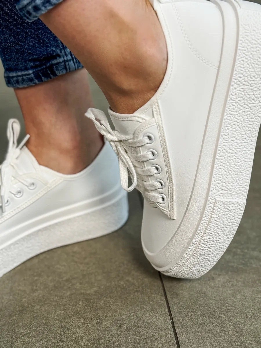 ,модная ,kеды на высокой подошве,асос белые кеды, женская