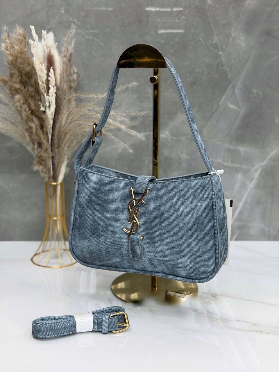 замшевая сумка ysl,сумка женская yves saint laurent,брендовые сумочки,женская сумка,замшевая сумка yves saint laurent 29x18 см