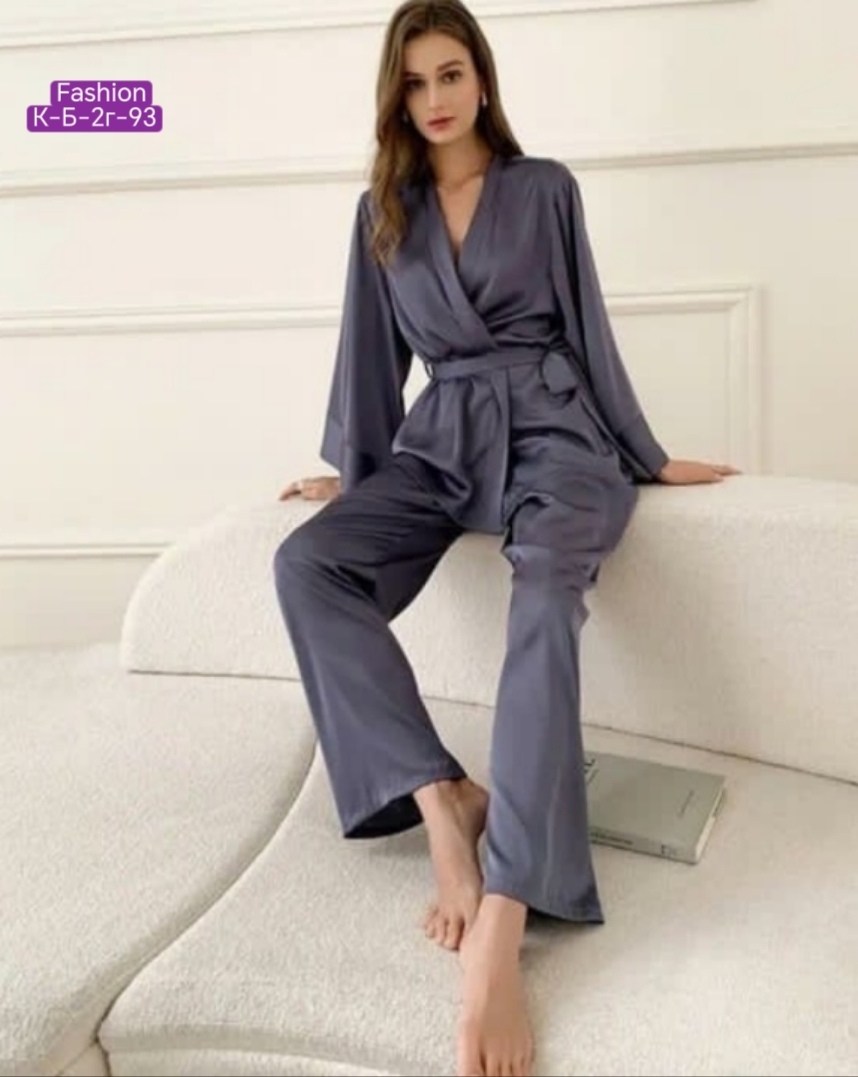женский шелковый атласный пижамный комплект,брючный костюм,шелковый костюм в пижамном стиле,черный атласный костюм в пижамном стиле,костюм в пижамном стиле