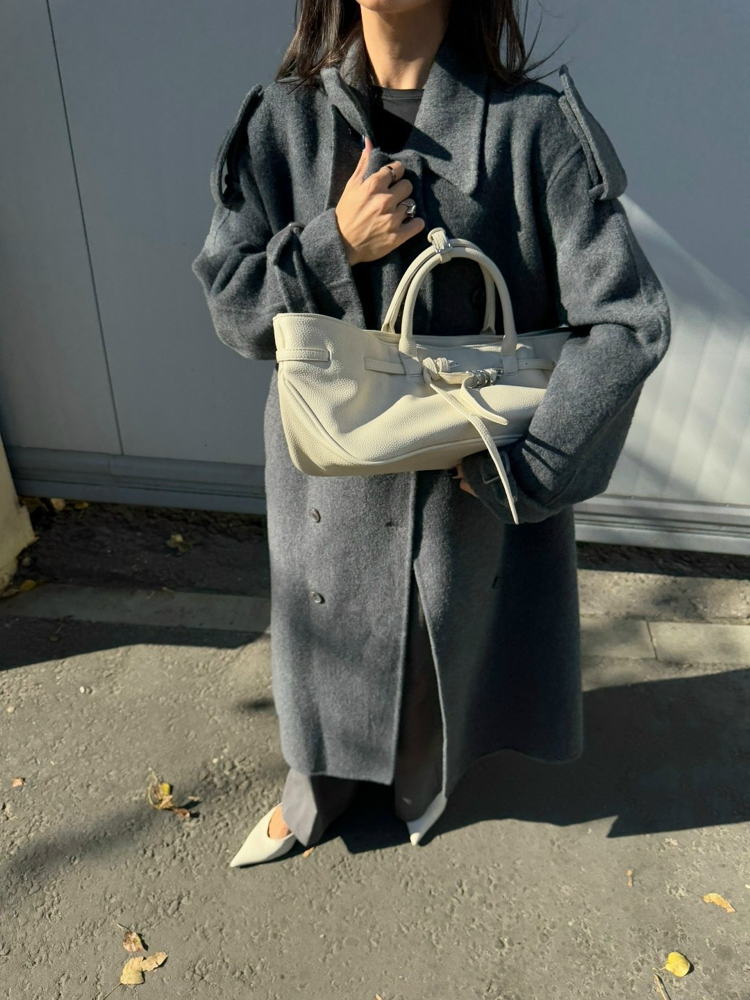 стильное пальто,серое пальто,пальто демисезонное длинное оверсайз okxana utova brand,шерстяное пальто,пальто серого цвета