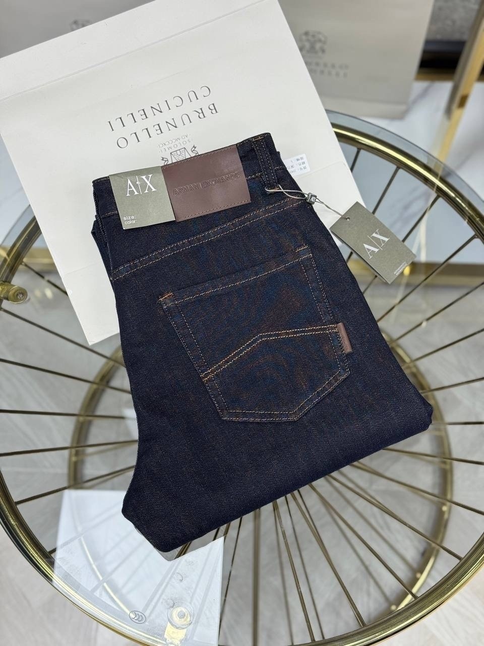 мужские джинсы,джинсы джинсы,классические джинсы,женские джинсы,стильные джинсы