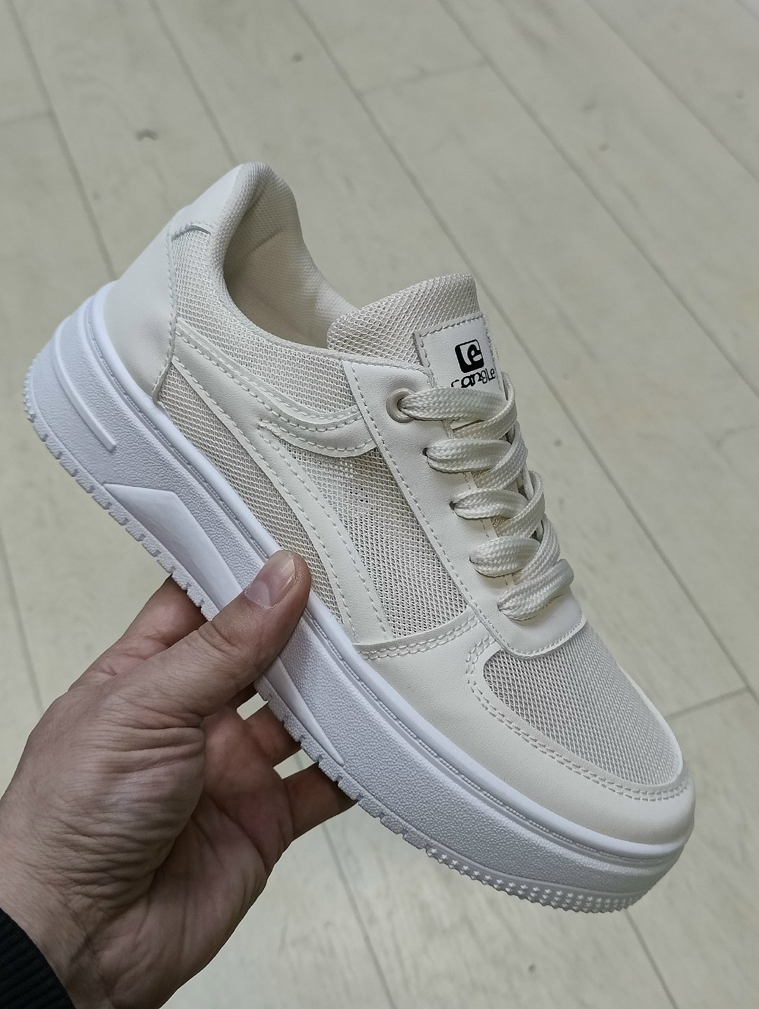 кроссовки женские,,белые кроссовки,кроссовки для женщин,кроссовки