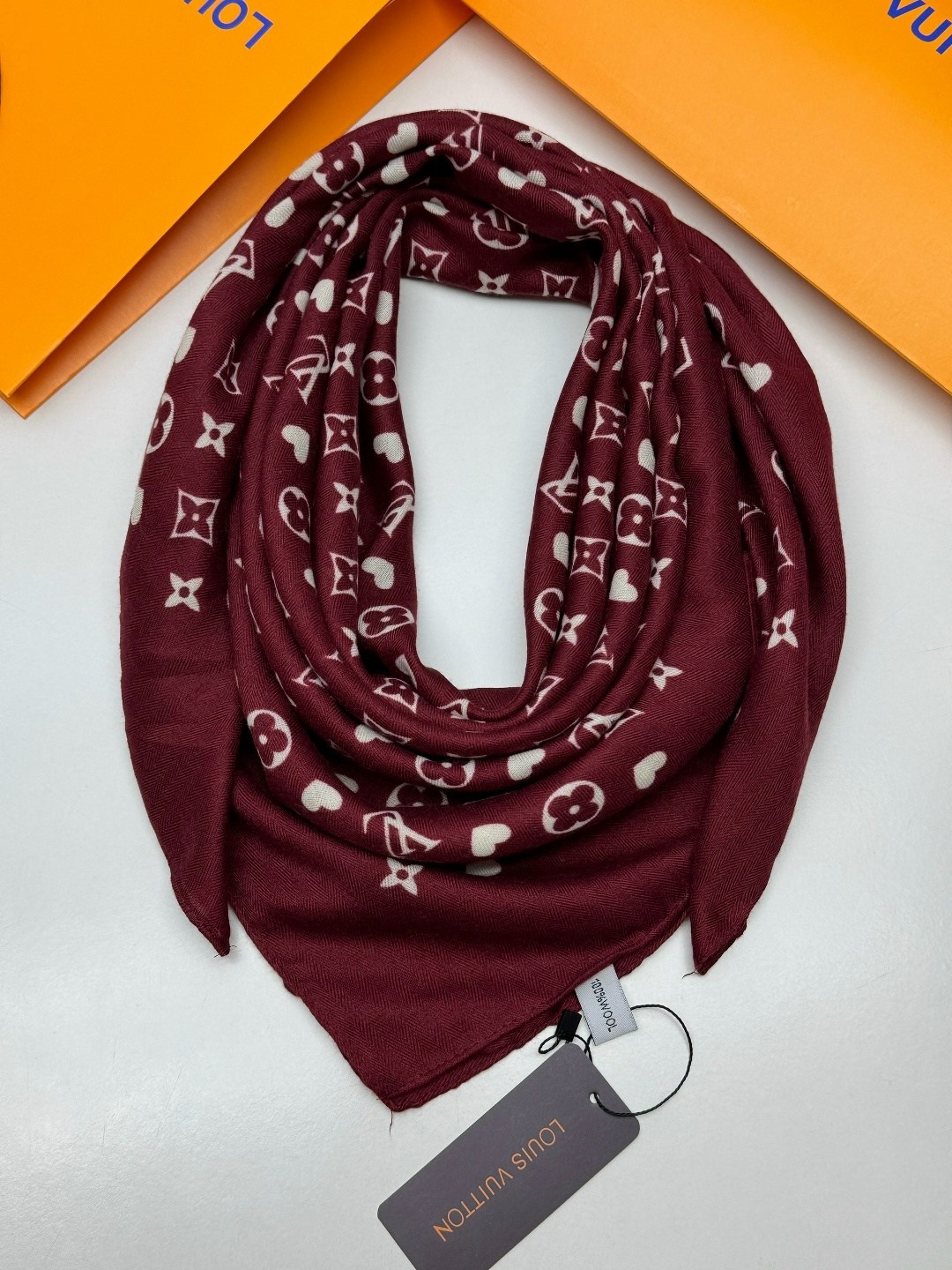 платки шарф,шарф платок женский,платок луи виттон,брендовый платок,шарфы и палантины