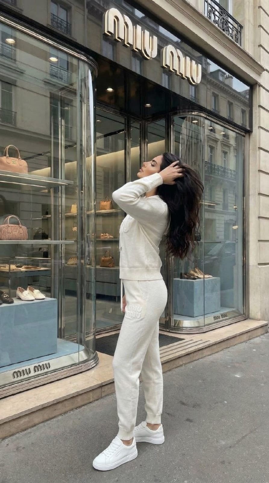 костюм женский,трикотажный костюм,кашемировый костюм,костюм вязаный,в спортивном костюме