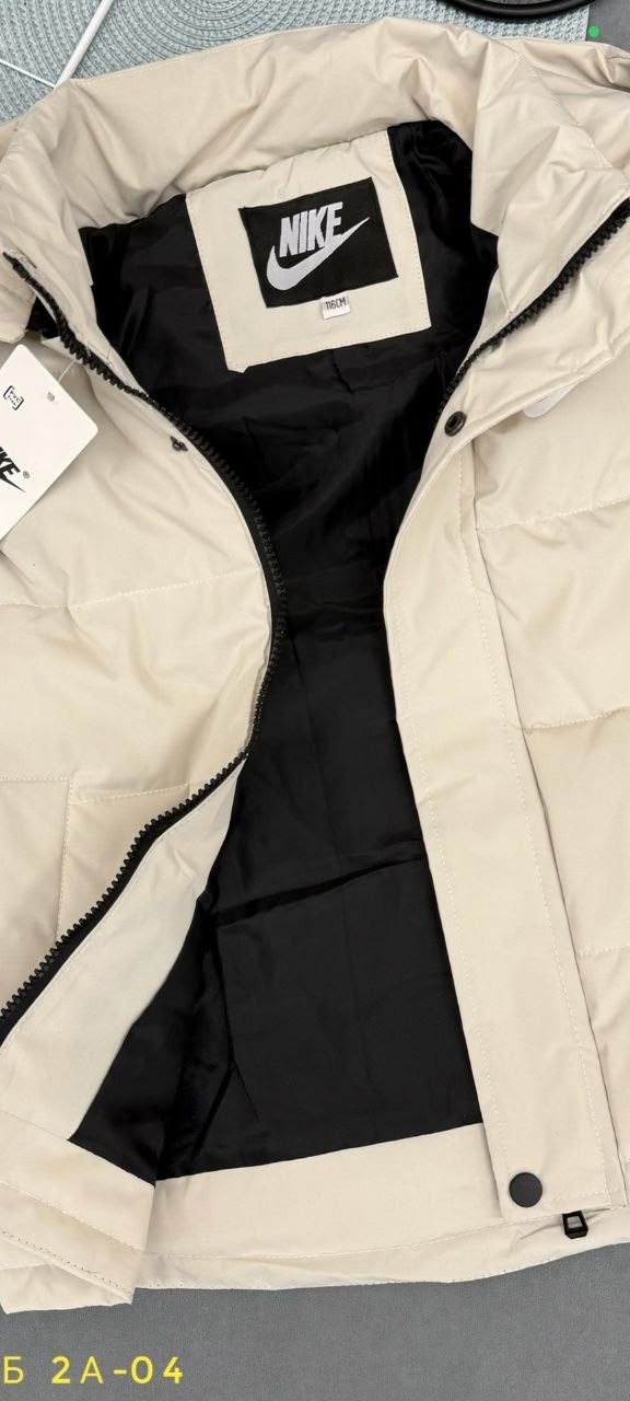 жилетка nike,жилет утепленный nike,жилет спортивное,жилет,жилетка детская