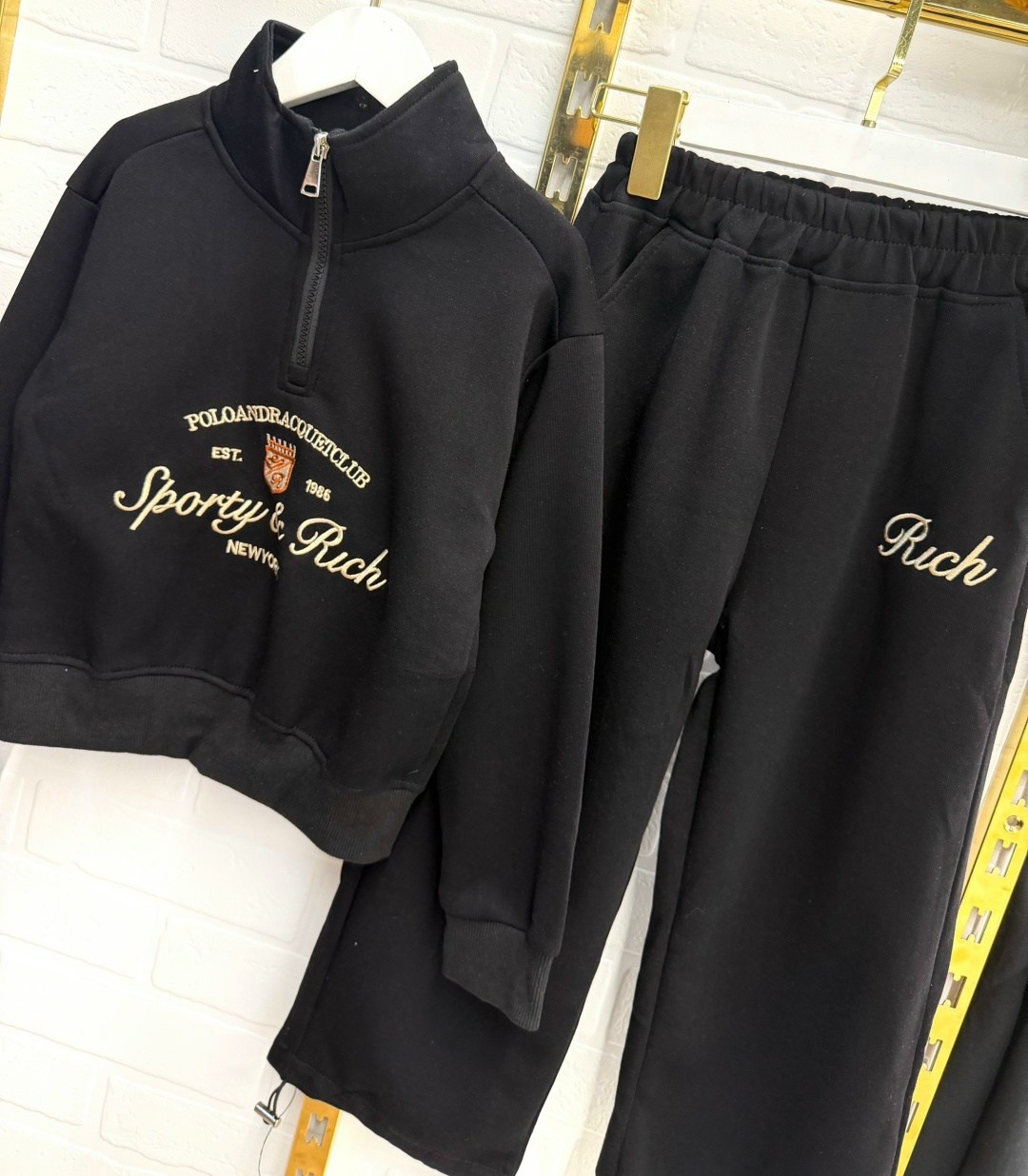 костюм на флисе,ребенок,спортивные костюмы для девочек,мальчик с девочкой,детские спортивные костюмы