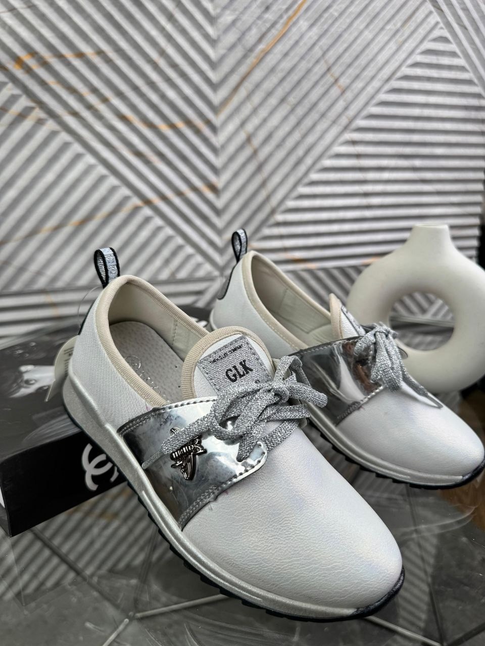 ,обуви,женские кроссовки,спортивная , для девочек