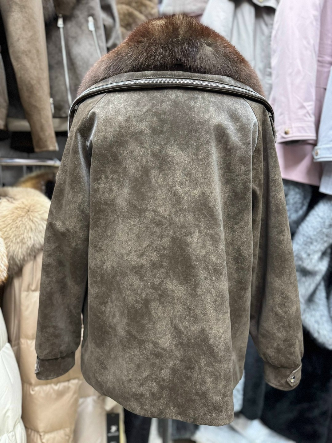 куртка меховая,куртка с натуральным мехом,куртка с мехом,кожаная куртка с мехом,кожаная куртка