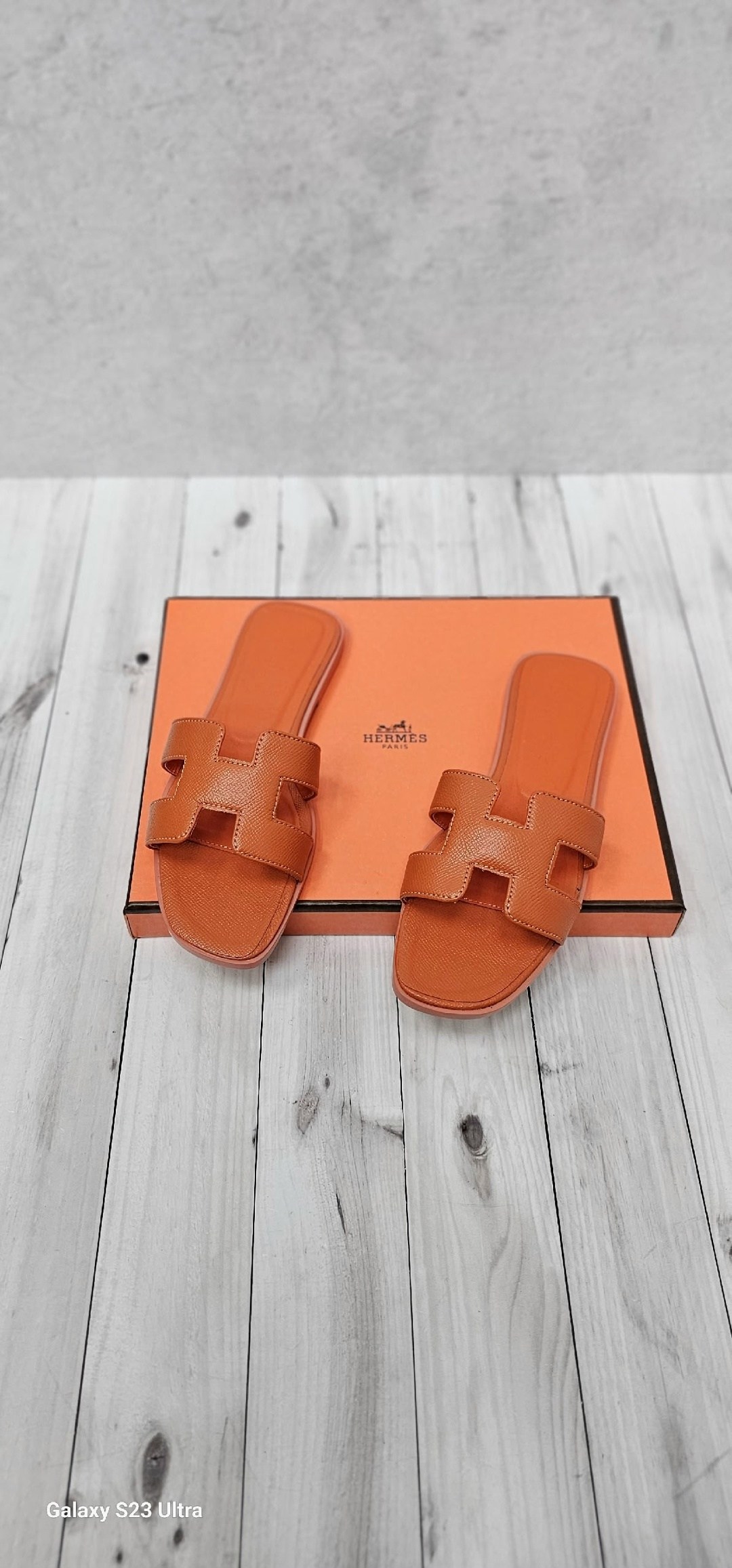 шлепанцы hermes,шлепки хермес оран,шлепки hermes женские,шлепки гермес женские,шлепанцы хермес