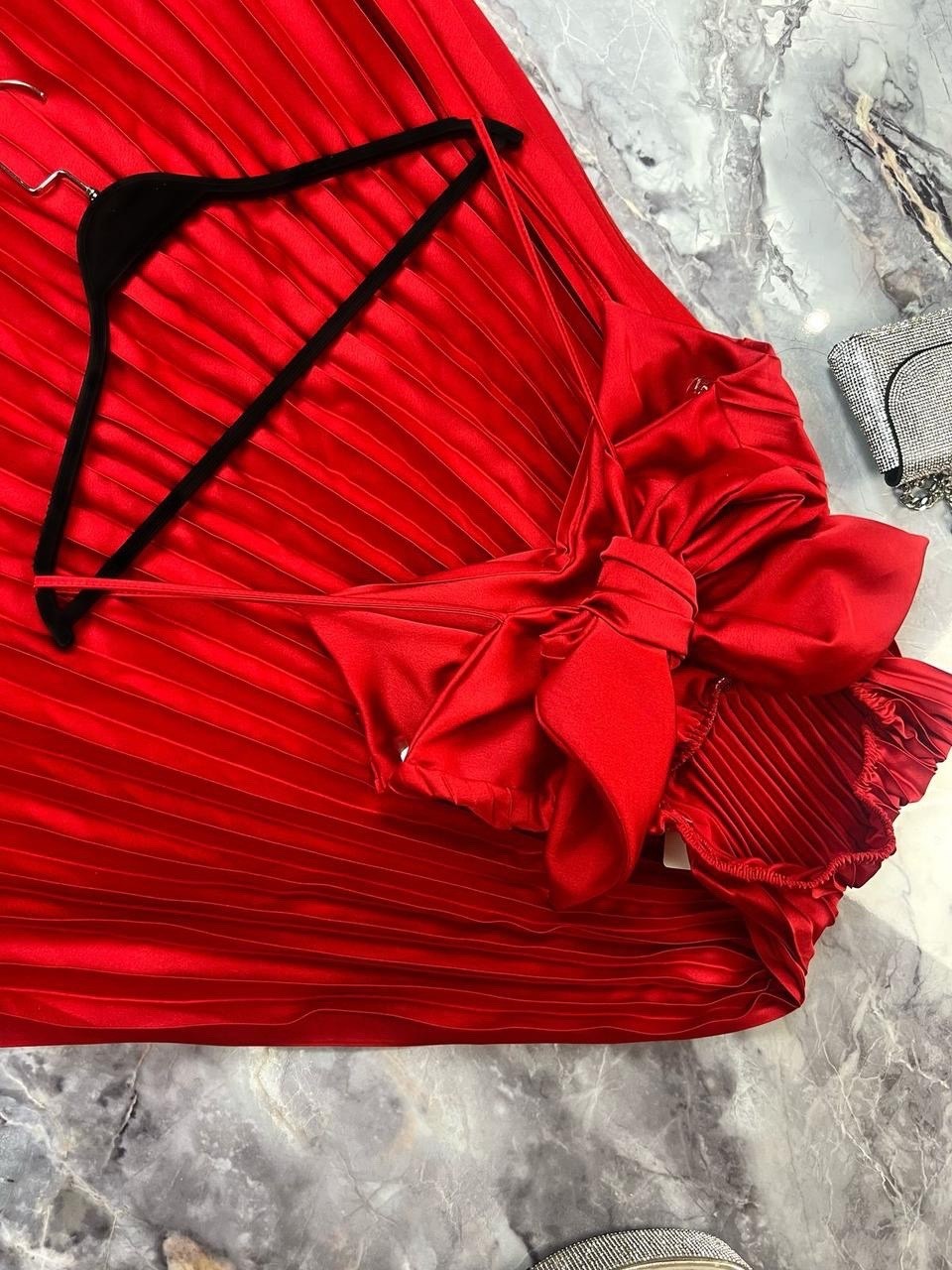 красное вечернее платье,вечерние платья,платье для выпускного,красная платья,платье красивое красное