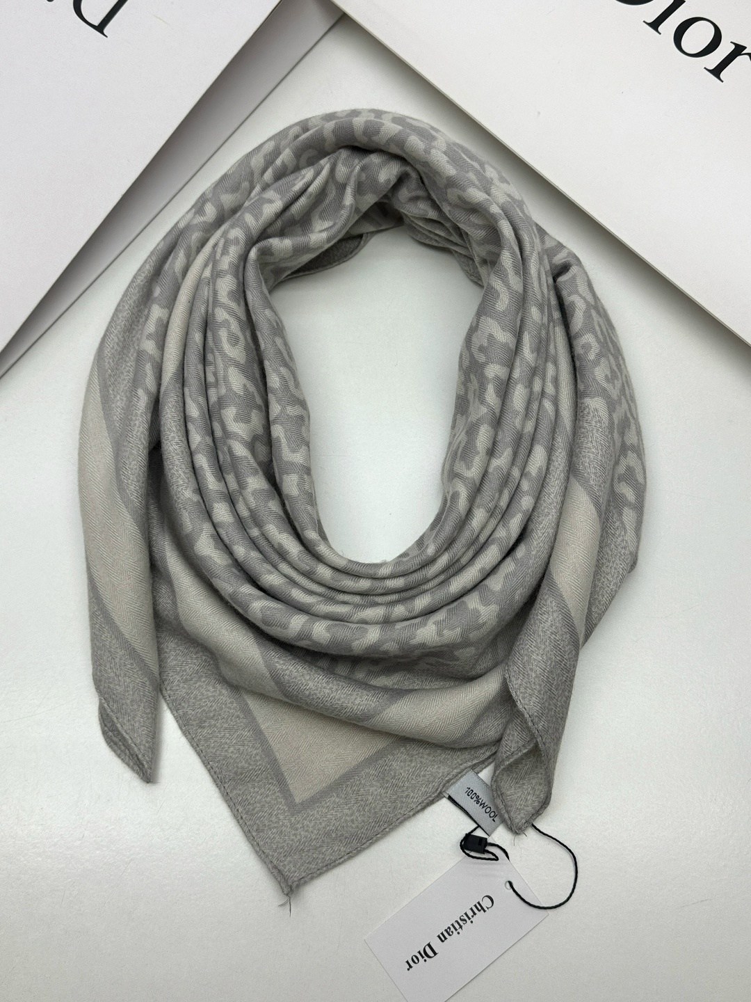 платки шарф,платки тонки,брендовый платок,шарф женский платок,платок диор