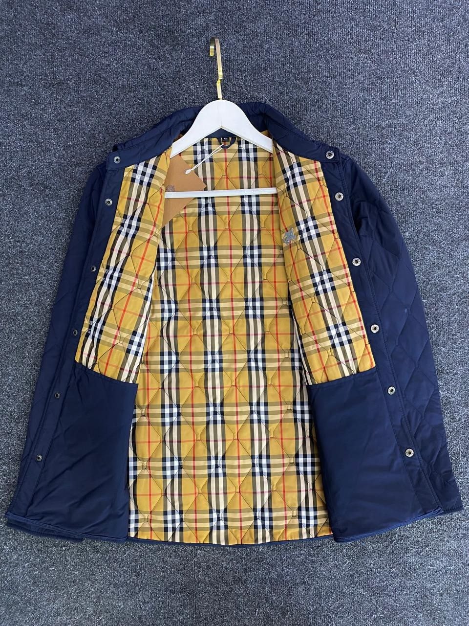 стеганая куртка polo ralph lauren,куртка burberry,синяя куртка burberry,стеганая куртка,куртка мужская стеганая