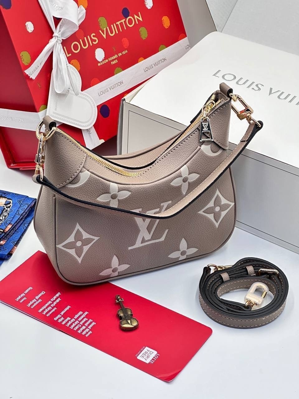 louis vuitton женская сумка,louis vuitton сумка на плечо,сумкa louis vuitton,сумка луи виттон,модная женская сумка