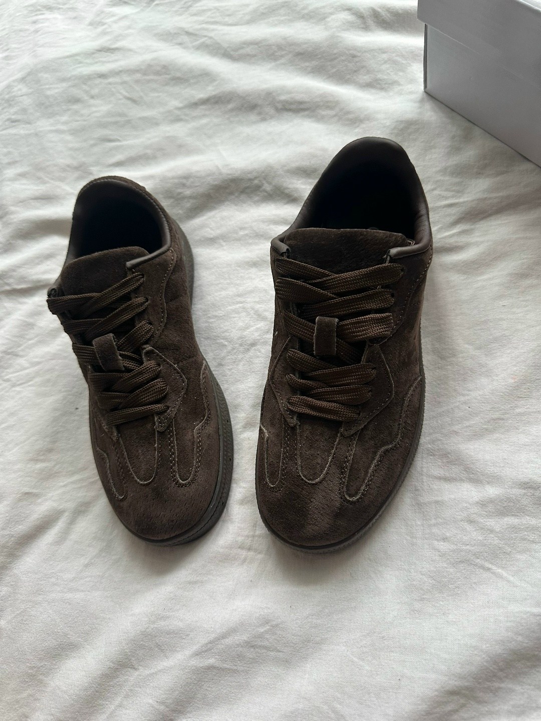 ,замшевые кроссовки,кроссовки женскиe,кроссовки коричневые,кроссовки коричневые замшевые