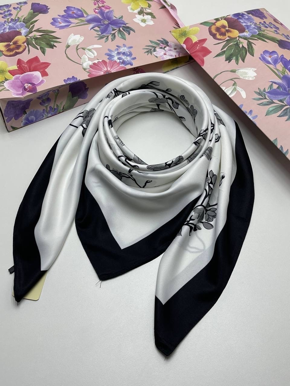 платок женский,платок шелковый,шарфы и платки,платок шелковый женский,шелковый платок 100х100