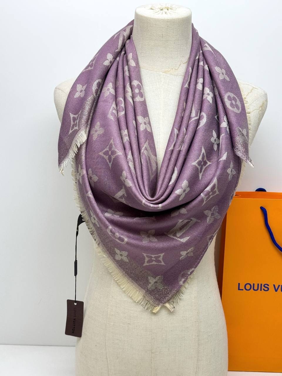 платок louis vuitton,платок луи виттон,женский платок louis vuitton monogram серый,кашемировый платок,платки кашемир