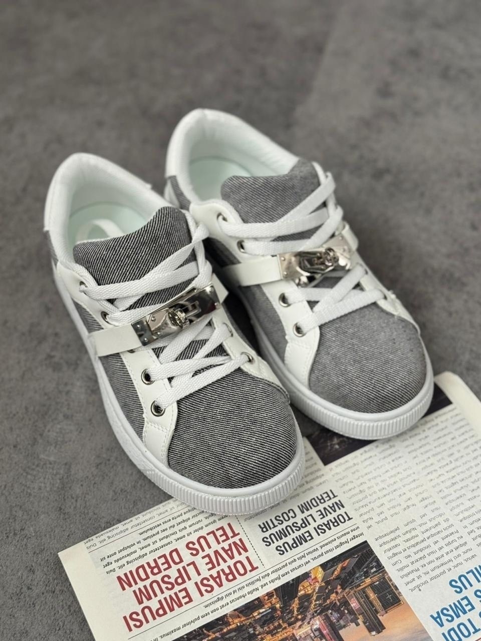 ,женские кроссовки,кеды женски,белые женские кроссовки,спортивная