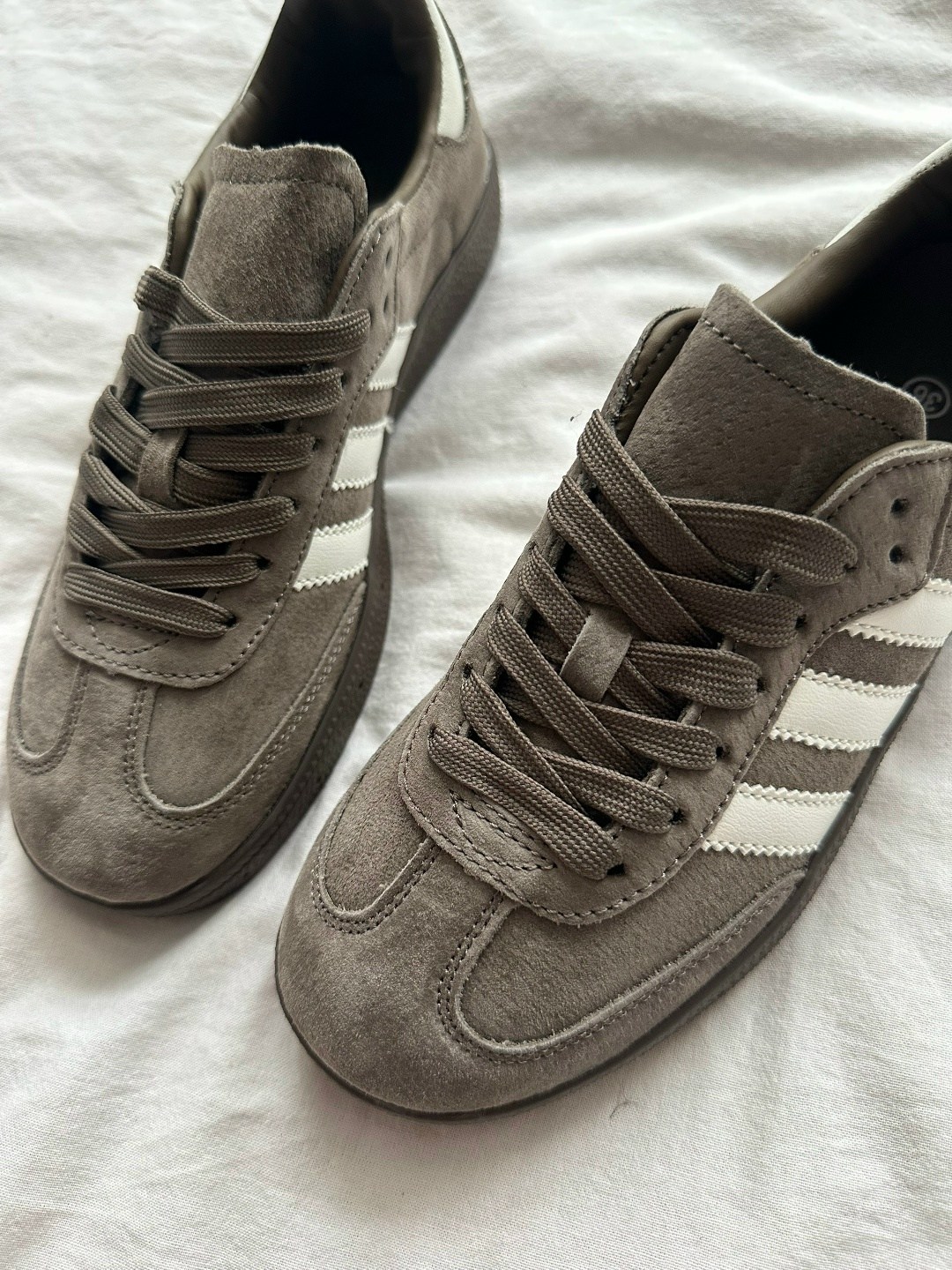 кроссовки adidas,кроссовки adidas samba spezial,кроссовки adidas handball spezial,кроссовки adidas samba,