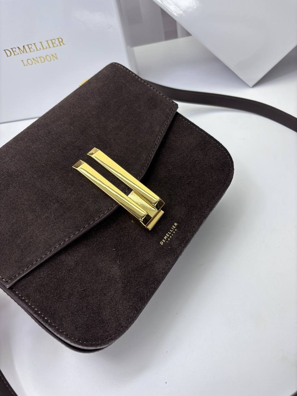 замшевая сумка,роскошная сумка из замши balenciaga rodeo,сумка женская,сумка женская брендовая,сумка