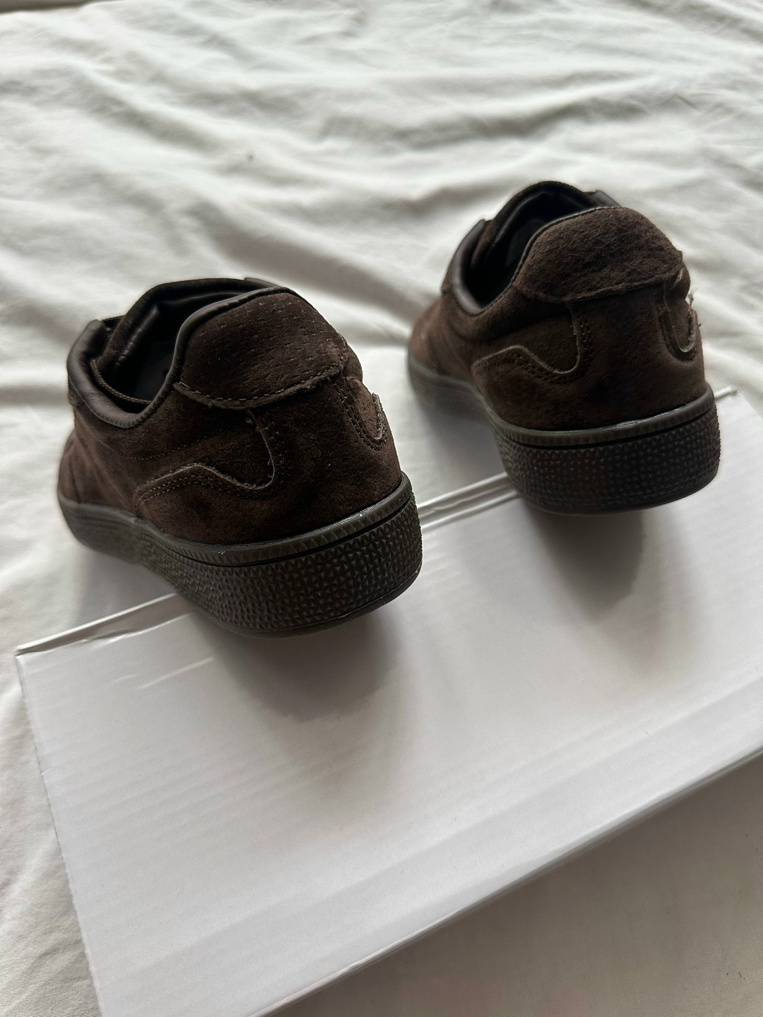 ,замшевые кроссовки,кроссовки женскиe,кроссовки коричневые,кроссовки коричневые замшевые